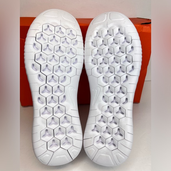 Nike Womens Free RN 2018 White/Black Running Shoes Sz 9 New with Box! 942837-100 - Picture 11 of 16